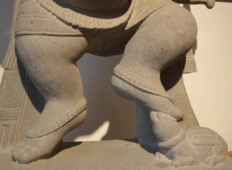 Artikelbild 7 des Artikels “Ganesha tanzend, Flussstein, ca. 100 cm Höhe “
